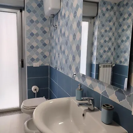 Holiday home The Crown Caserta